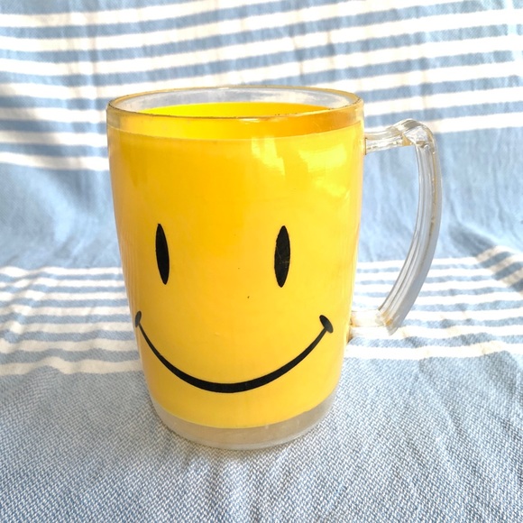 Other - FREE w/ Purchase - Smiley Face Mug